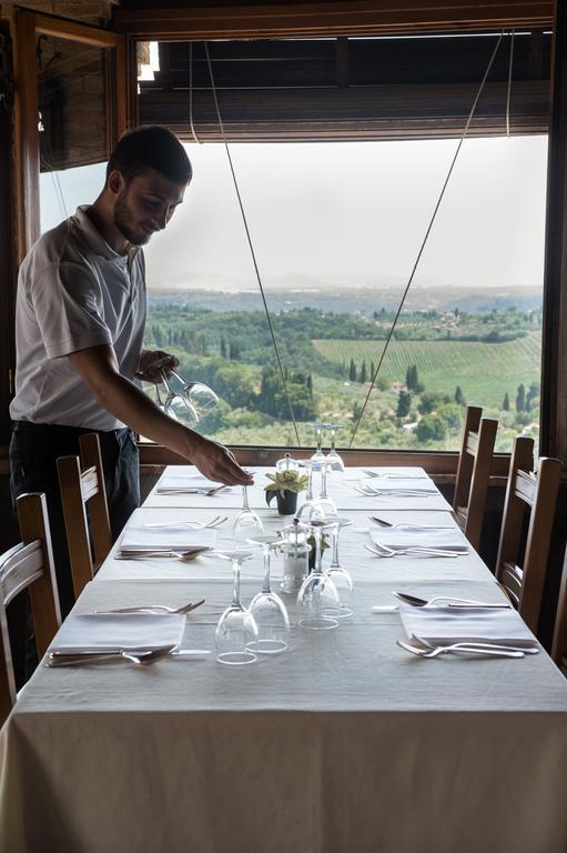 Hotel La Cisterna San Gimignano Luaran gambar