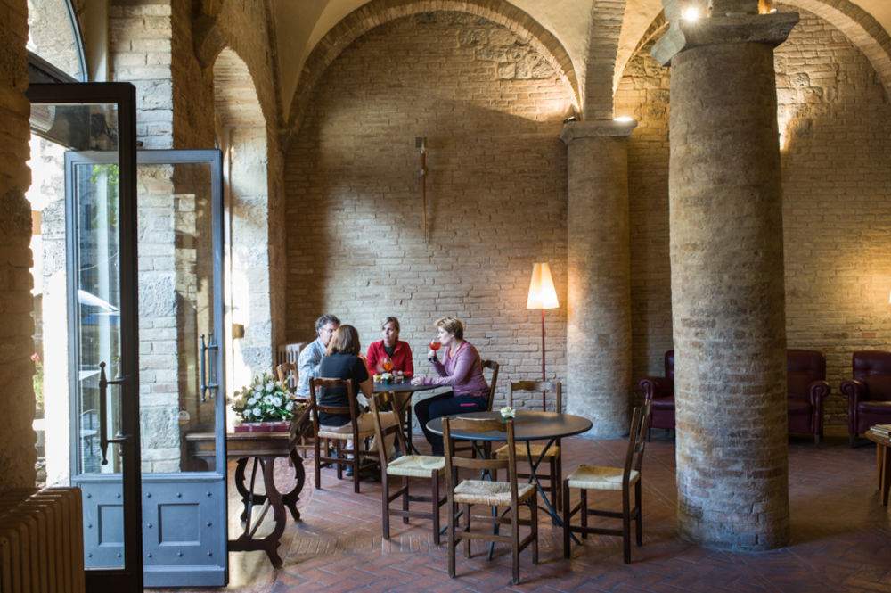 Hotel La Cisterna San Gimignano Luaran gambar