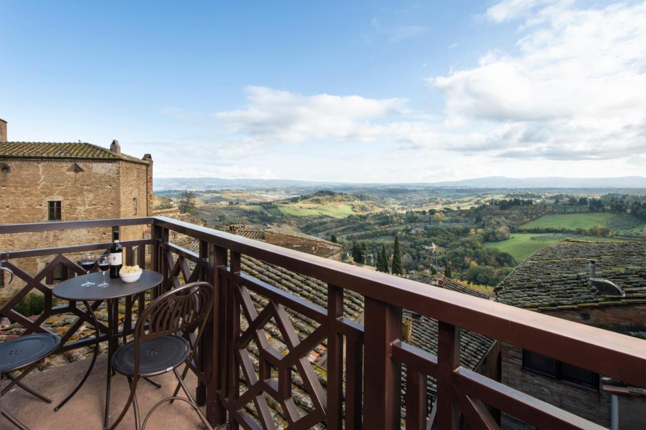 Hotel La Cisterna San Gimignano Luaran gambar